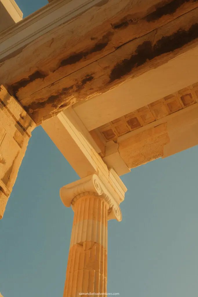 1 day in athens acropolis columns 