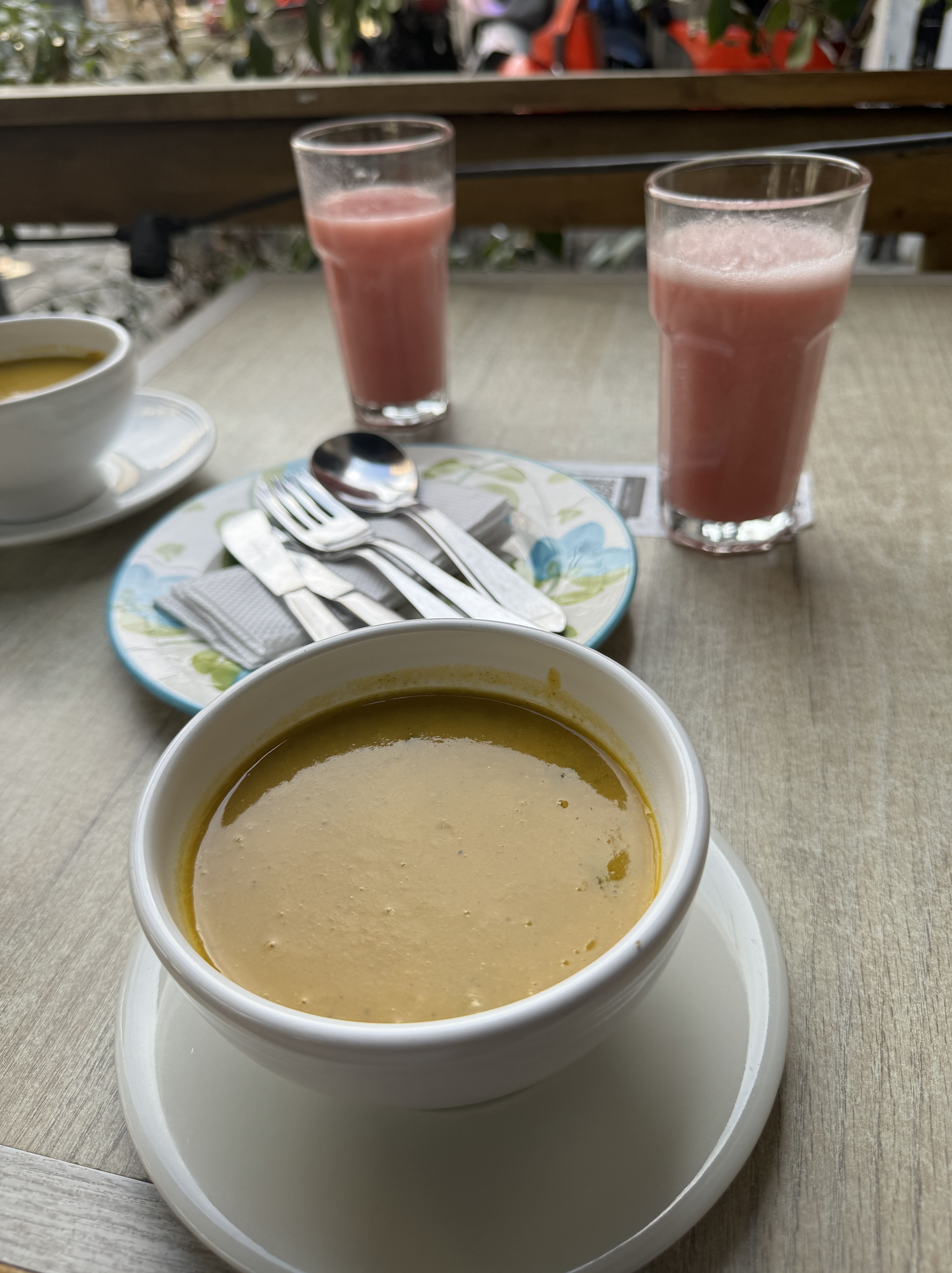 soup made with potatoes and other vegetables fresh guava juice without sugar